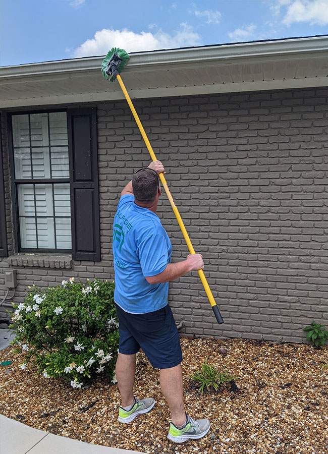 Gutter Cleaning Company near me in Pensacola FL 2